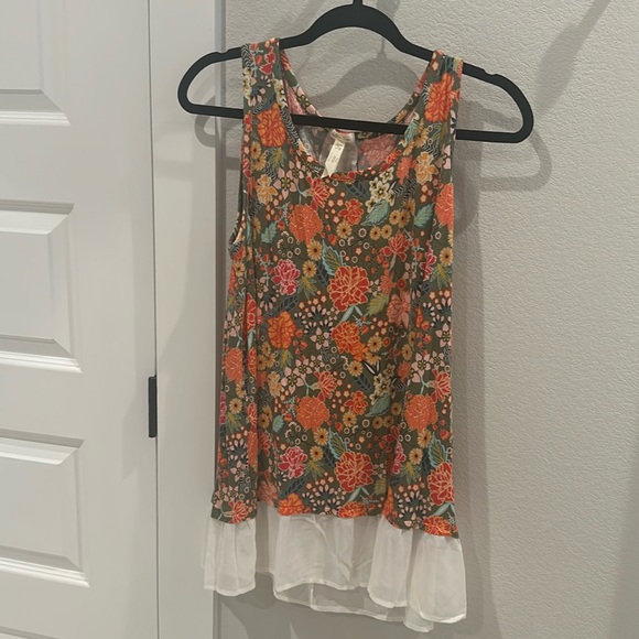 Matilda Jane Tops - EUC Matilda Jane MJC Flower Floral Tank Top Ruffle Sleeveless
